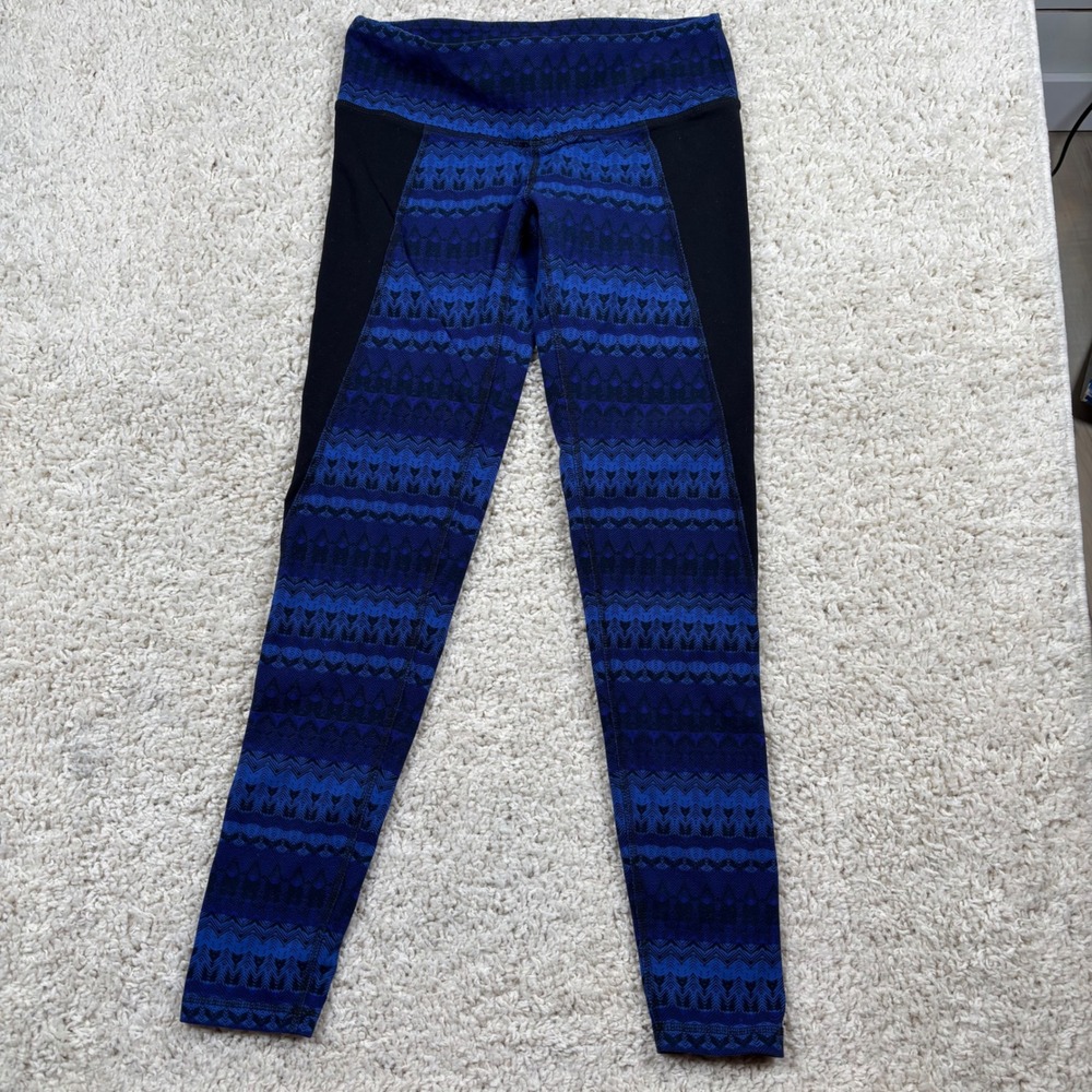 Alo Yoga Illusion‎ 3 tribal print leggings in the Arctic Royalty Blue/Black XS/S
